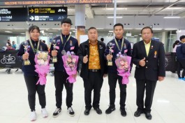 พลเอกเดชา เหมกระศรี นายกสมาคมกีฬาจักรยานแห่งประเทศไทยฯ ให้การต้อนรับและแสดงความยินดีกับนักกีฬาจักรยานเสือภูเขาทีมชาติไทย 