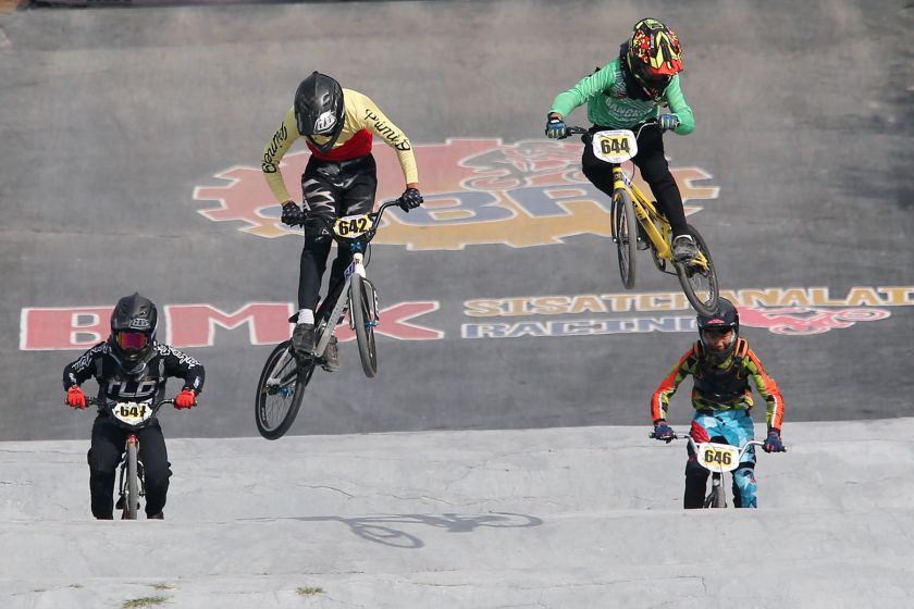 พ่อเมืองสุโขทัยสุดปลื้ม BMX สนาม 1 ส่งเสริมการท่องเที่ยว-กระตุ้นเศรษฐกิจ “พุทธภูมิ” ผงาดเข้าชิงชนะเลิศตามคาด “โกเมธ” พักรักษาตัวเตรียมลุยศึกใหญ่