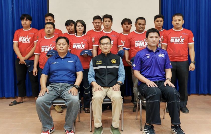 ผวจ.สุโขทัยประธานเปิดบีเอ็มเอ็กซ์ สนาม 2 “เสธ.หมึก” ย้ำถึงนักปั่นเยาวชน-ประชาชน ผลงานดีและโดดเด่นมีโอกาสติดทีมชาติไทย